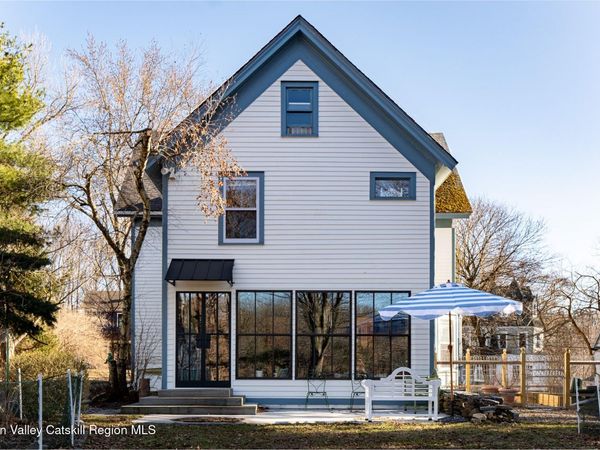 5 Fairview Avenue, Chatham, NY 12037