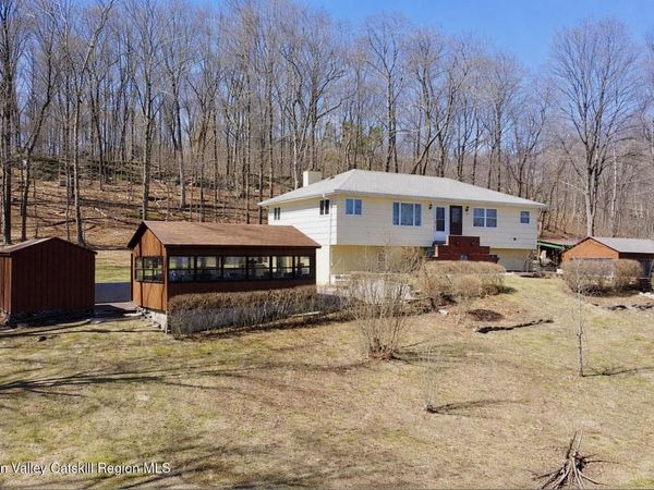 6339-6347 New York 32 , Catskill, NY 12414