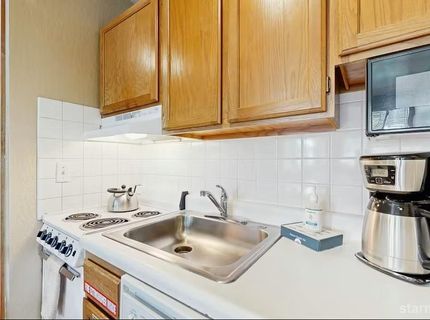 3535 Lake Tahoe Boulevard, Unit 112, South Lake Tahoe, CA 96150 Photo