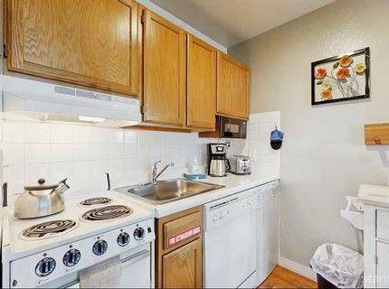 3535 Lake Tahoe Boulevard, Unit 112, South Lake Tahoe, CA 96150 Photo