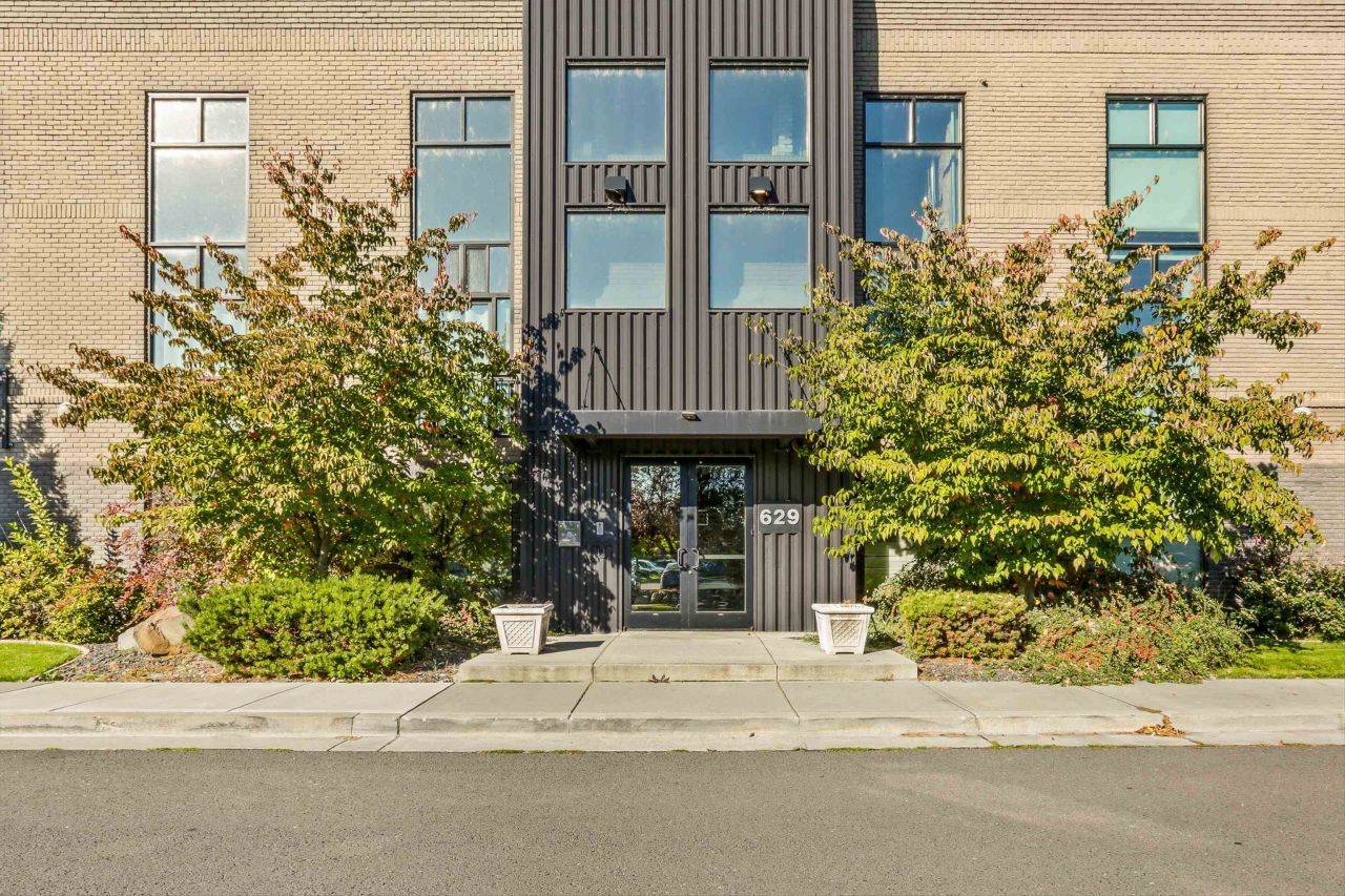 629 N Iron Ct primary photo