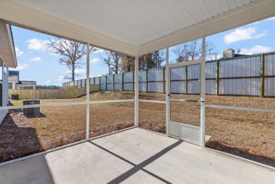 456 Eagleview Drive Photo 17