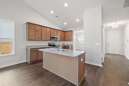 456 Eagleview Drive photo 4