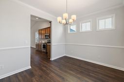 456 Eagleview Drive photo 4