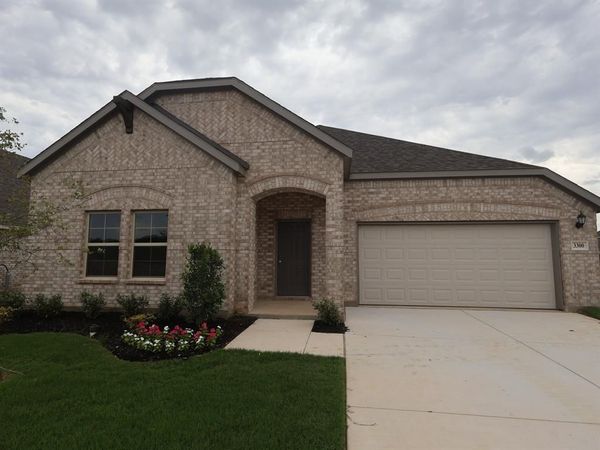 3300 Royal Forest Drive, Denton, TX 76208