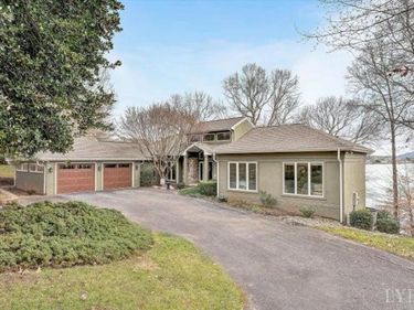 311 Morningwood Lane, Wirtz, VA 24184