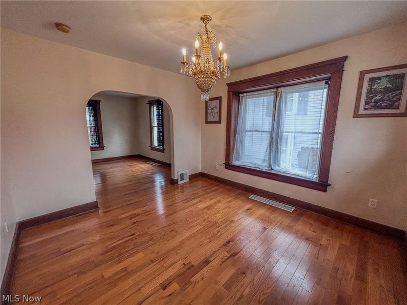 600 Robinette Court, Akron, OH 44310 Photo 12