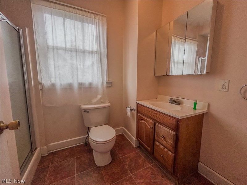 600 Robinette Court, Akron, OH 44310 Photo 14