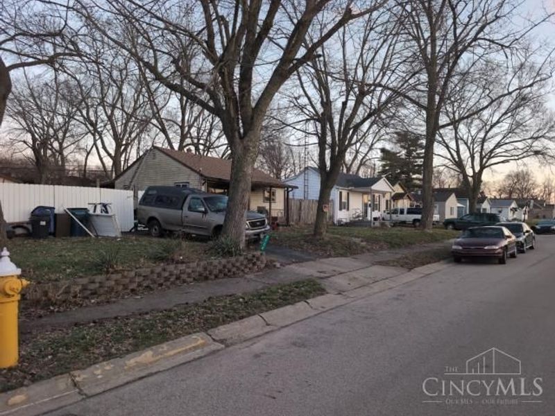 2724 Holman Street, Dayton, OH 45439 Photo 2