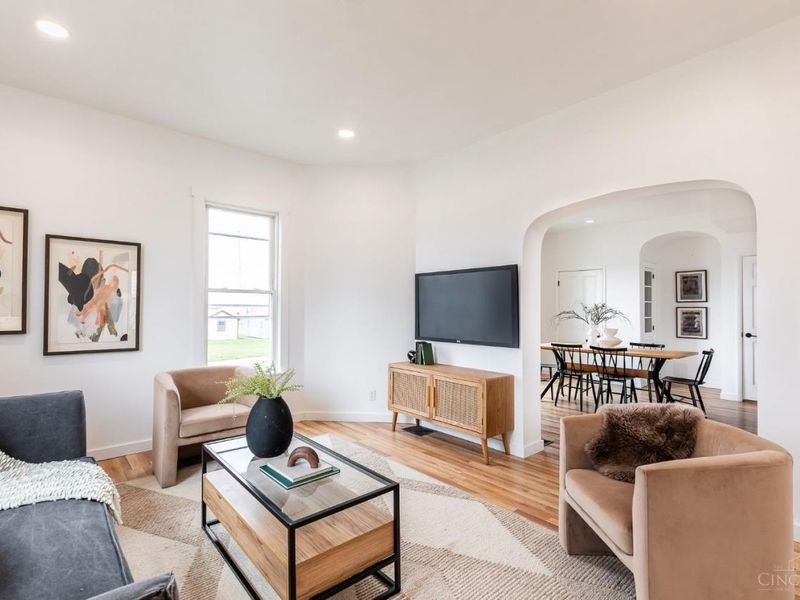 656 W Main Street, Blanchester, OH 45107 Photo 4