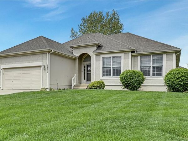 24012 Augusta Court, Paola, KS 66071