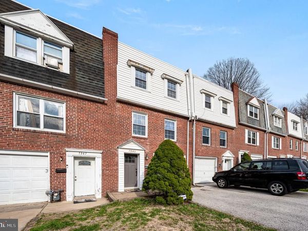 7945 ARLINGTON AVENUE, UPPER DARBY, PA 19082