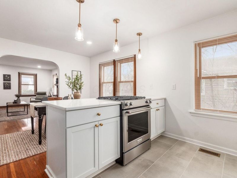 348 Acton Road, Columbus, OH 43214 Photo 12