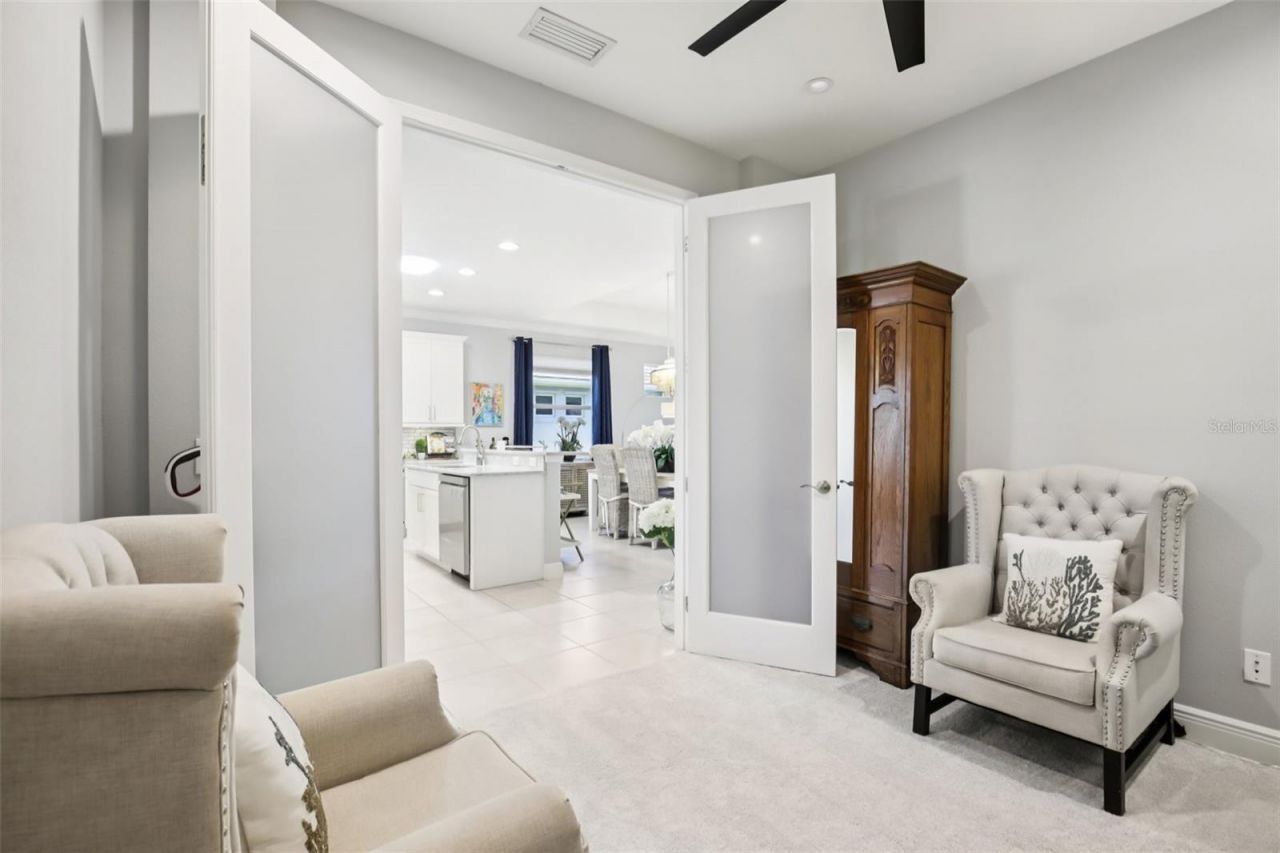 2946 Trustee Avenue , Sarasota, FL 34243 Photo