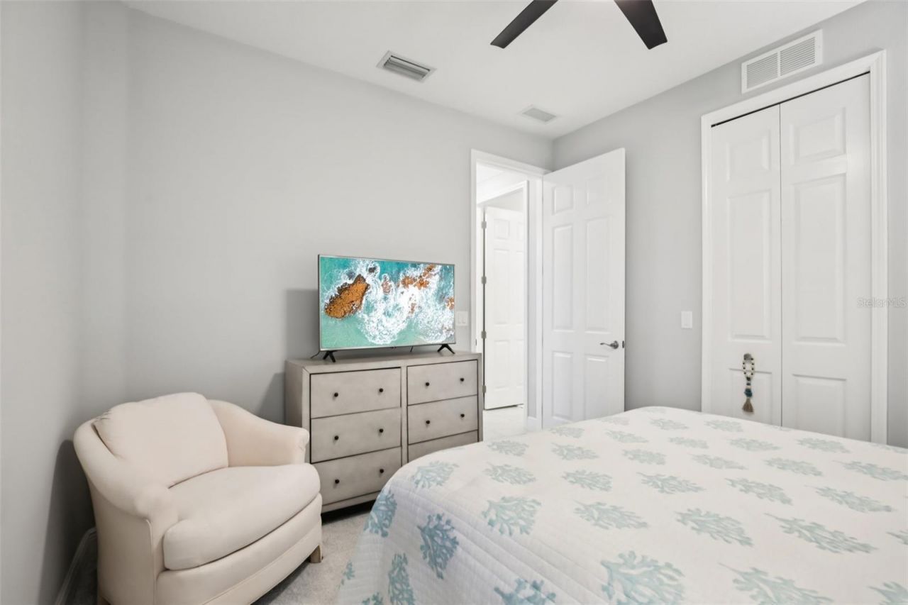 2946 Trustee Avenue , Sarasota, FL 34243 Photo