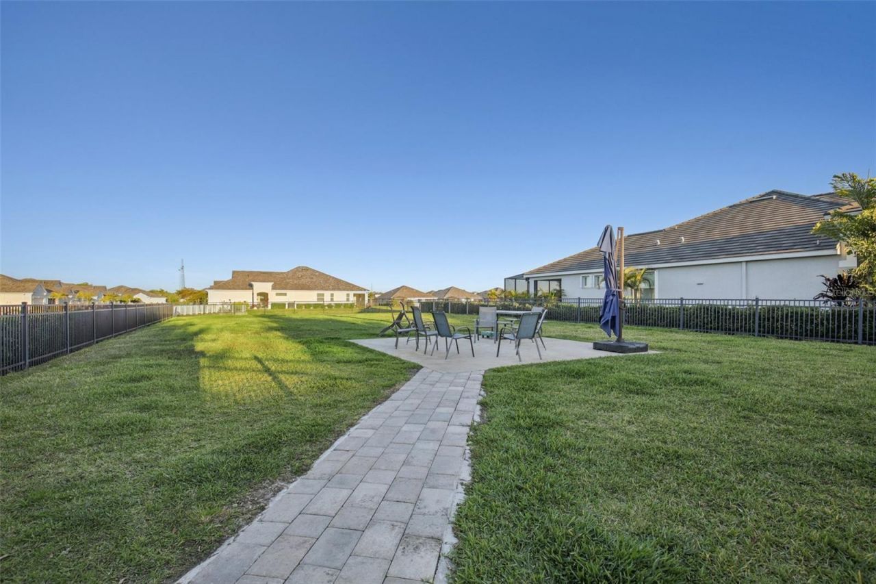 2946 Trustee Avenue , Sarasota, FL 34243 Photo