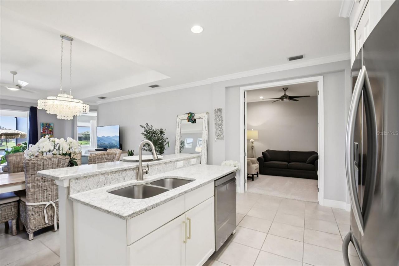 2946 Trustee Avenue , Sarasota, FL 34243 Photo