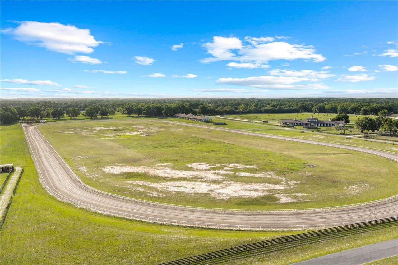 1345-2 NE 155 Place, Citra, FL 32113 Photo