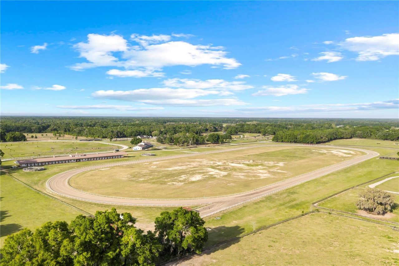 1345-2 NE 155 Place, Citra, FL 32113 Photo