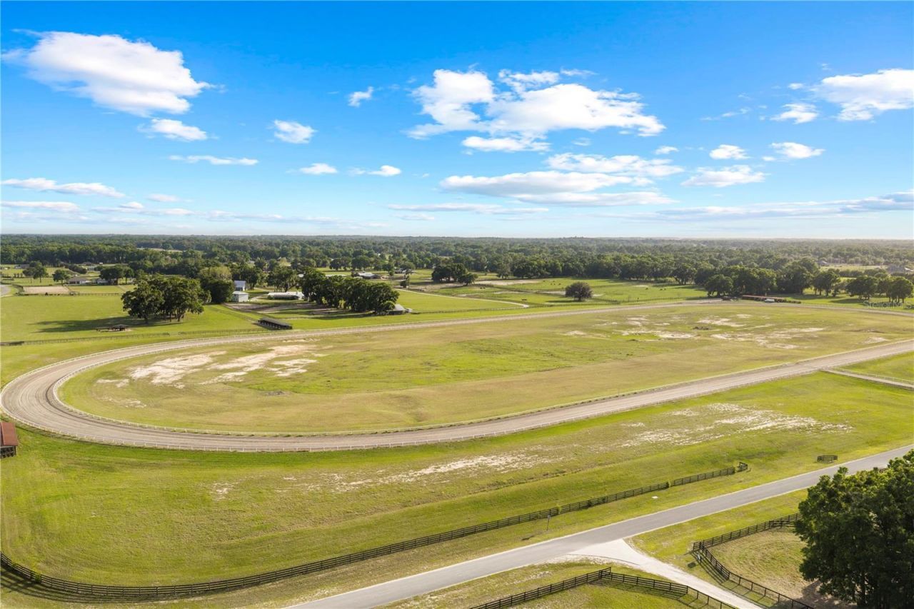 1345-2 NE 155 Place, Citra, FL 32113 Photo