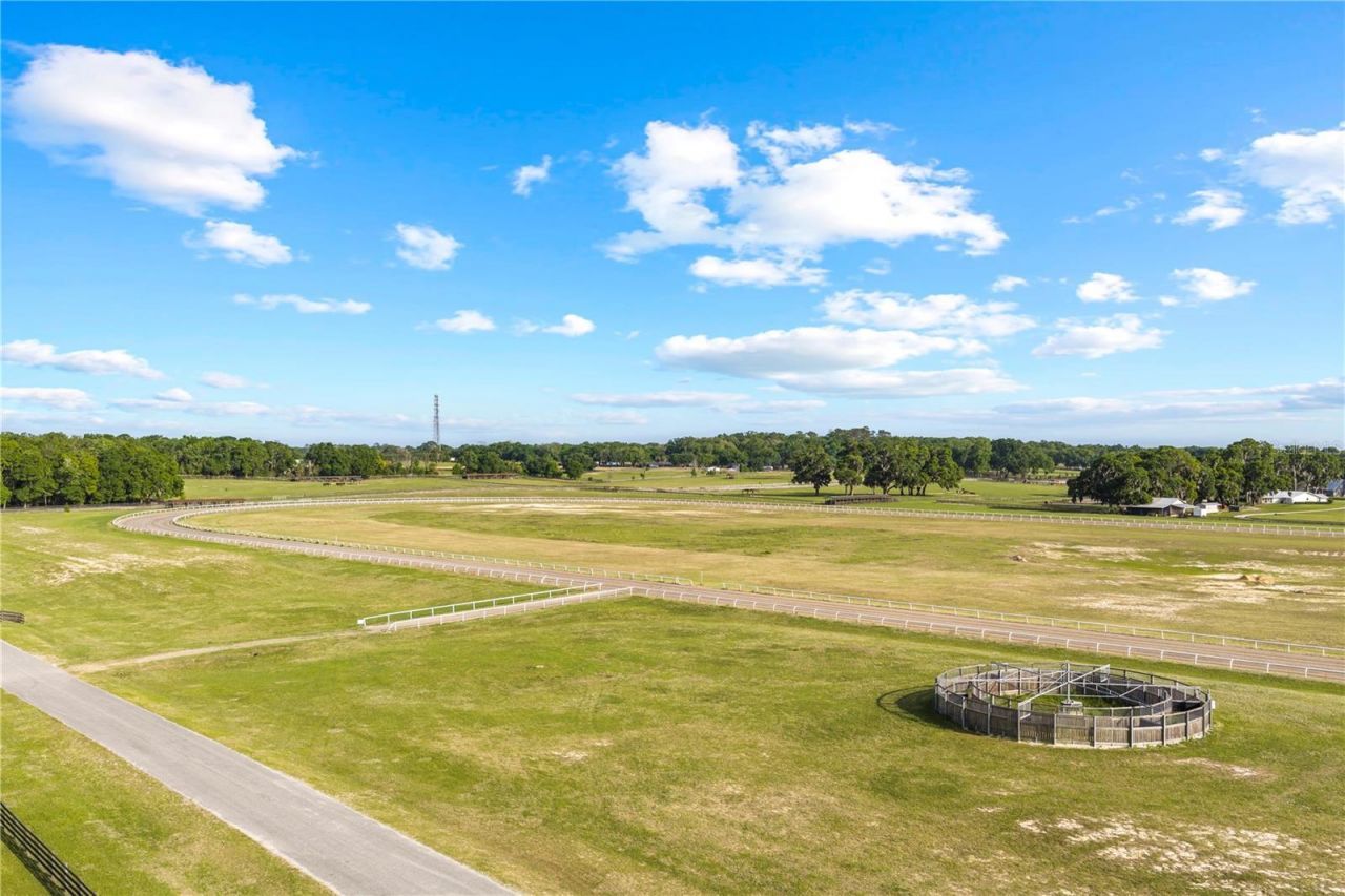 1345-2 NE 155 Place, Citra, FL 32113 Photo