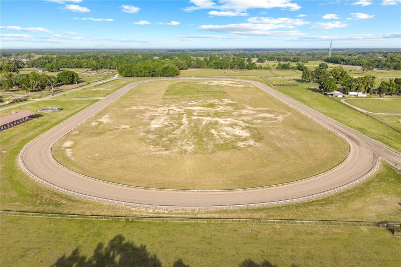 1345-2 NE 155 Place, Citra, FL 32113 Photo