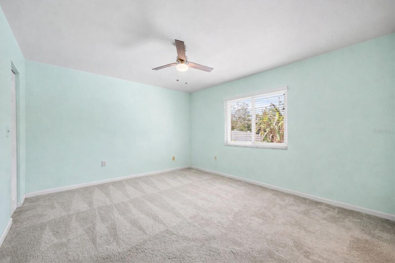 5730 16th Lane Ne, Saint Petersburg, FL 33703 Photo