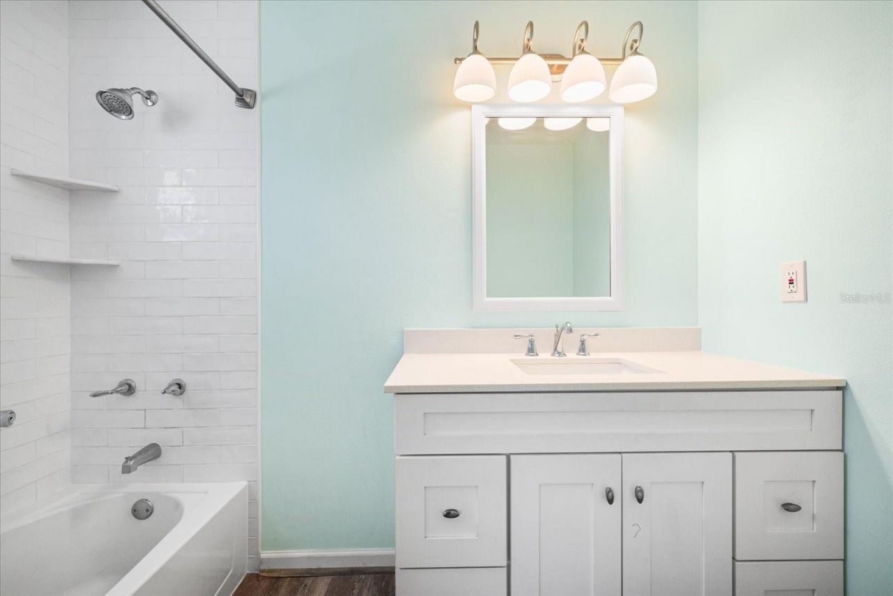 5730 16th Lane Ne, Saint Petersburg, FL 33703 Photo