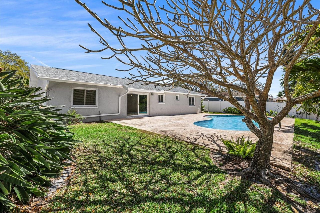 5730 16th Lane Ne, Saint Petersburg, FL 33703 Photo