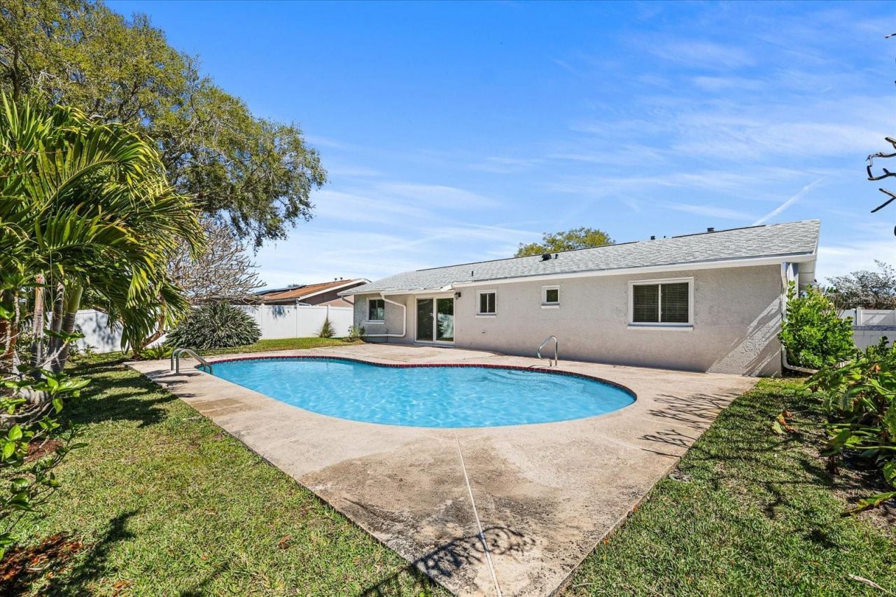 5730 16th Lane Ne, Saint Petersburg, FL 33703 Photo