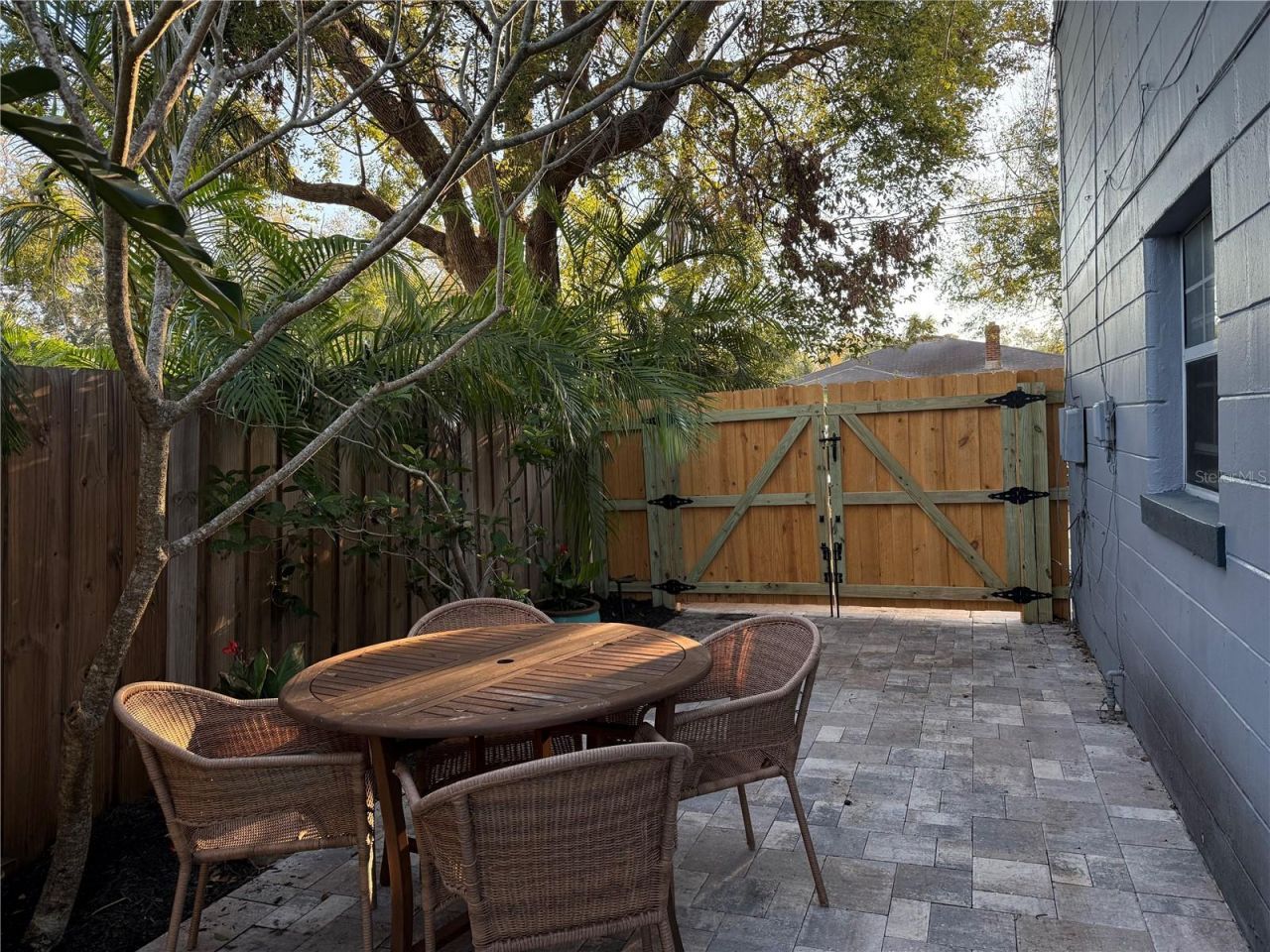 1201 Highland Street N, Saint Petersburg, FL 33701 Photo