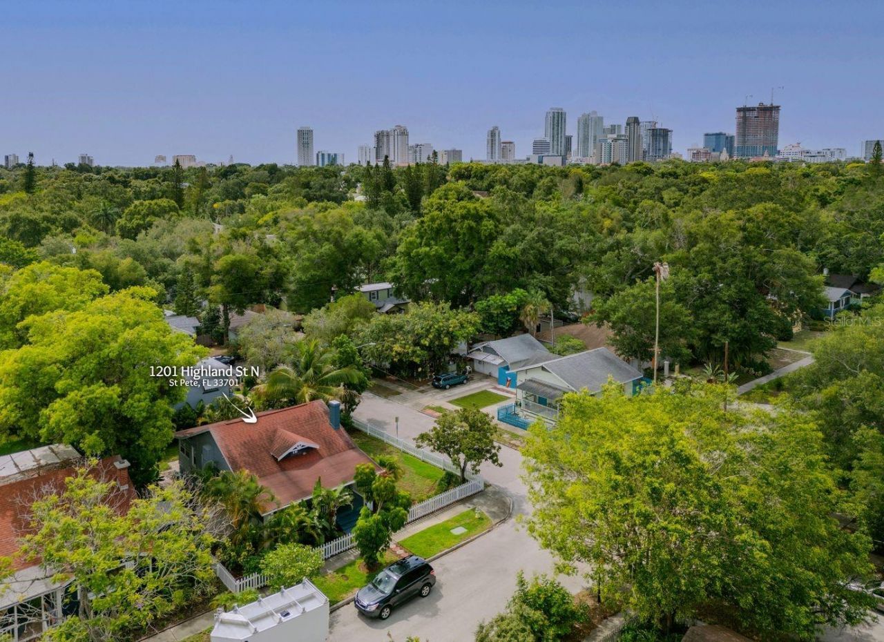 1201 Highland Street N, Saint Petersburg, FL 33701 Photo
