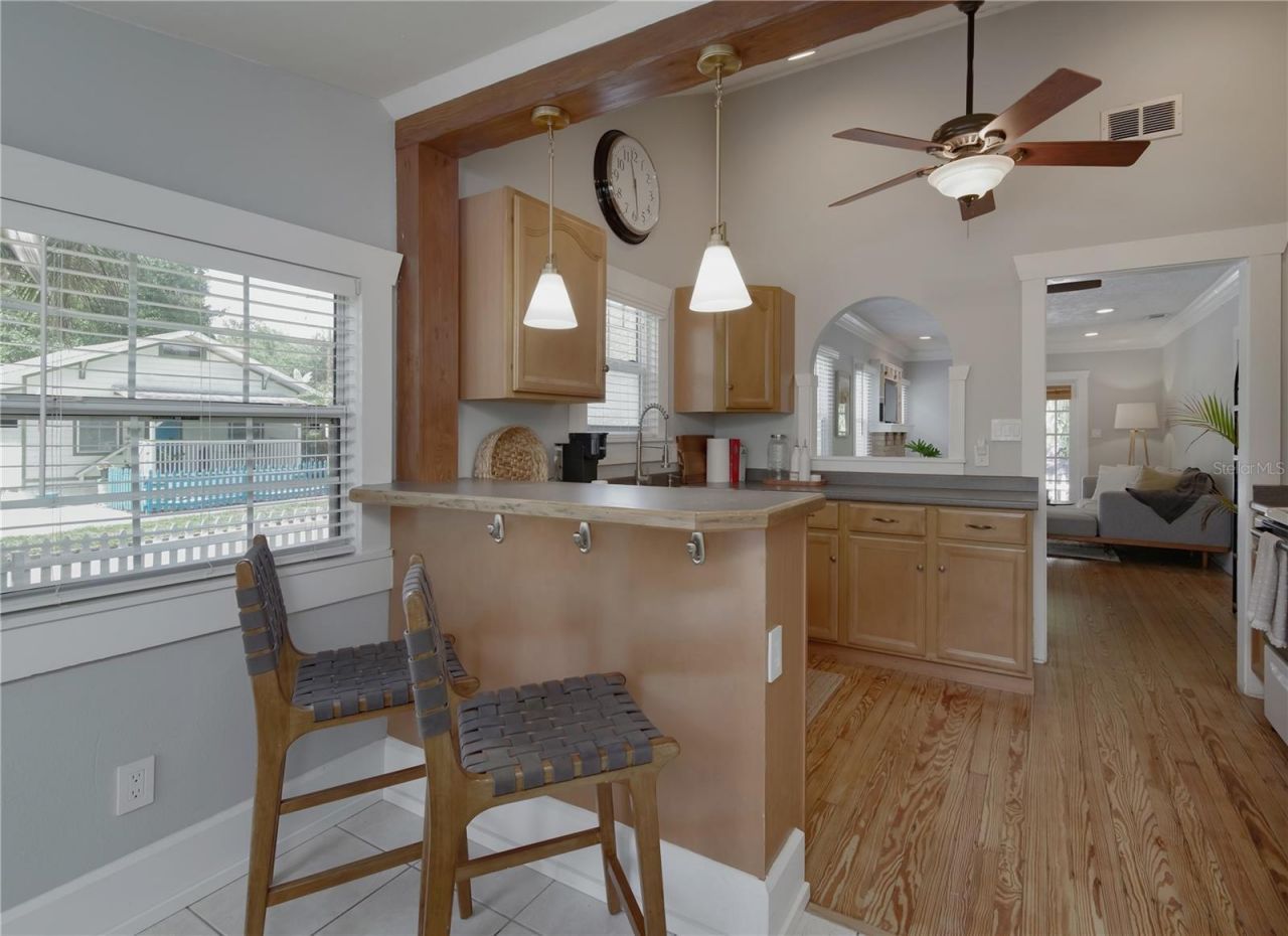 1201 Highland Street N, Saint Petersburg, FL 33701 Photo