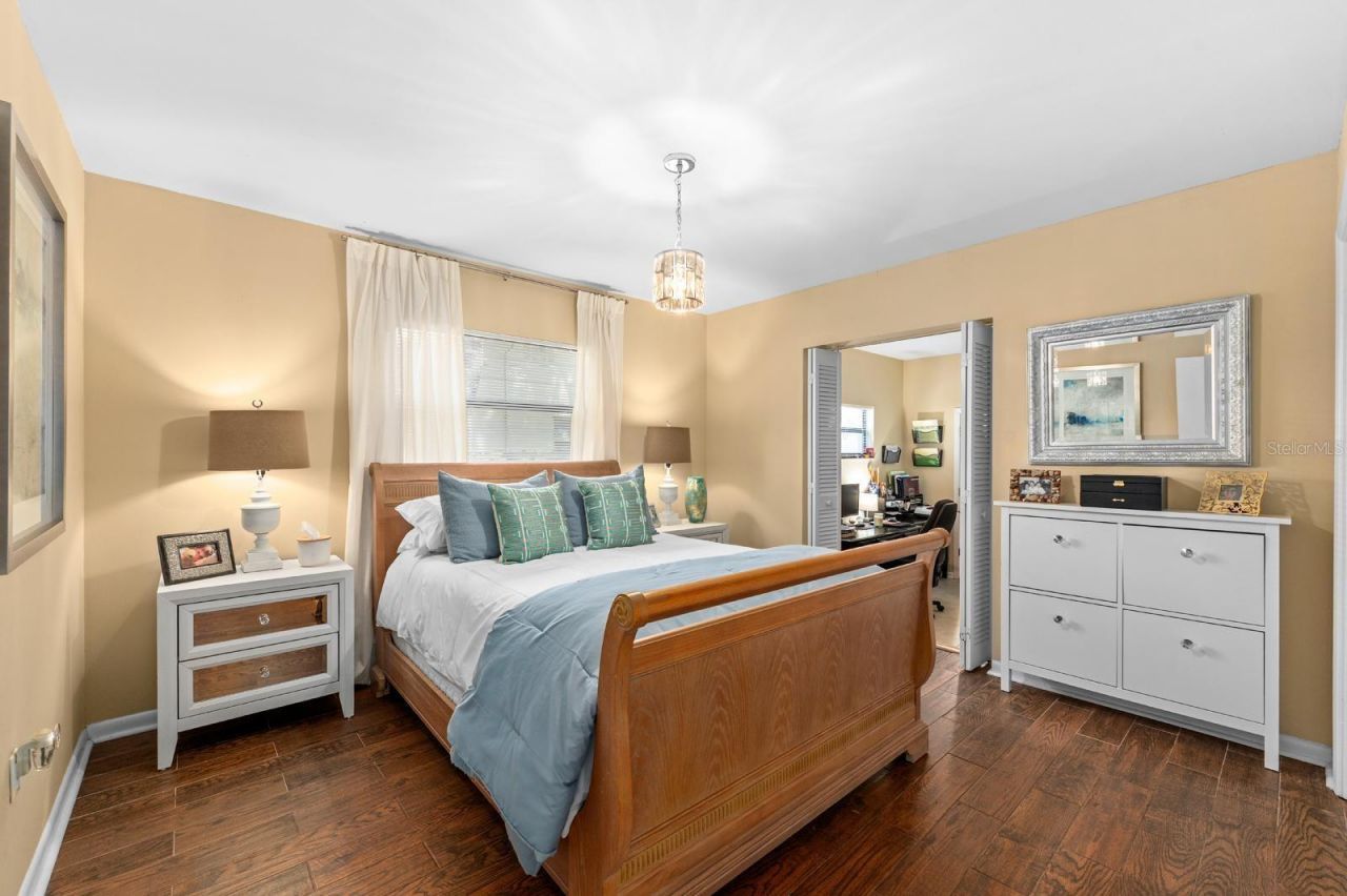 4606 S Esperanza Avenue, Tampa, FL 33611 Photo