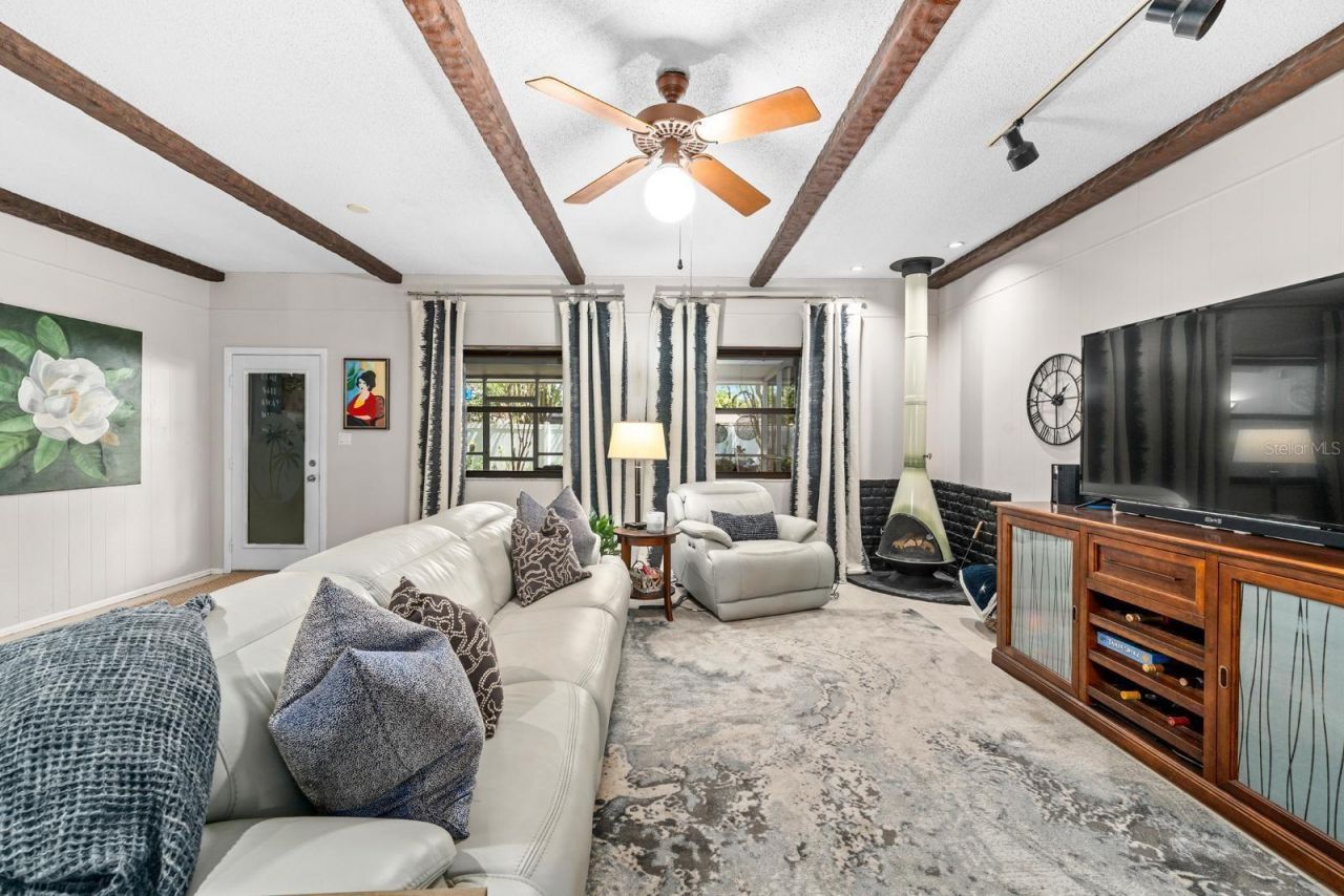 4606 S Esperanza Avenue, Tampa, FL 33611 Photo