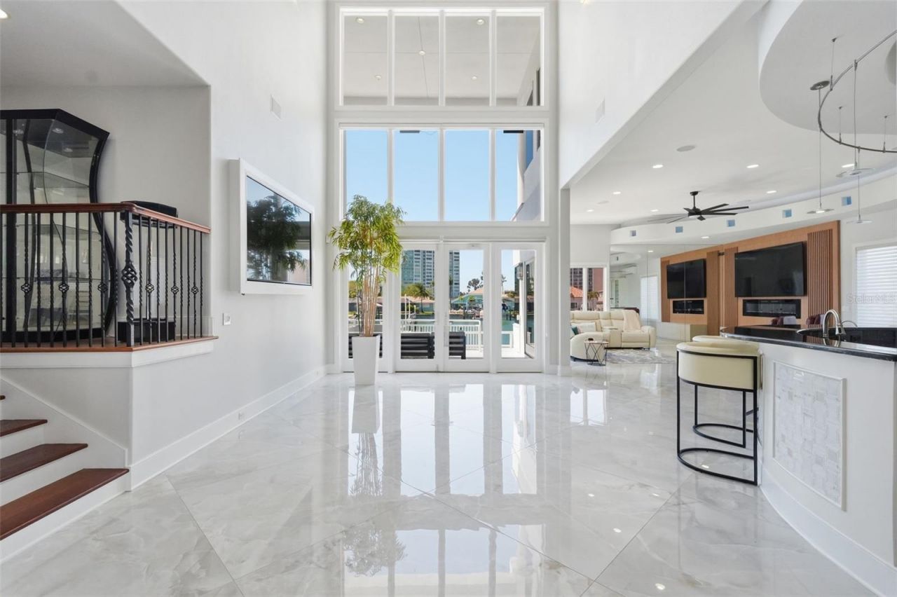 42 Midway Island, Clearwater, FL 33767 Photo