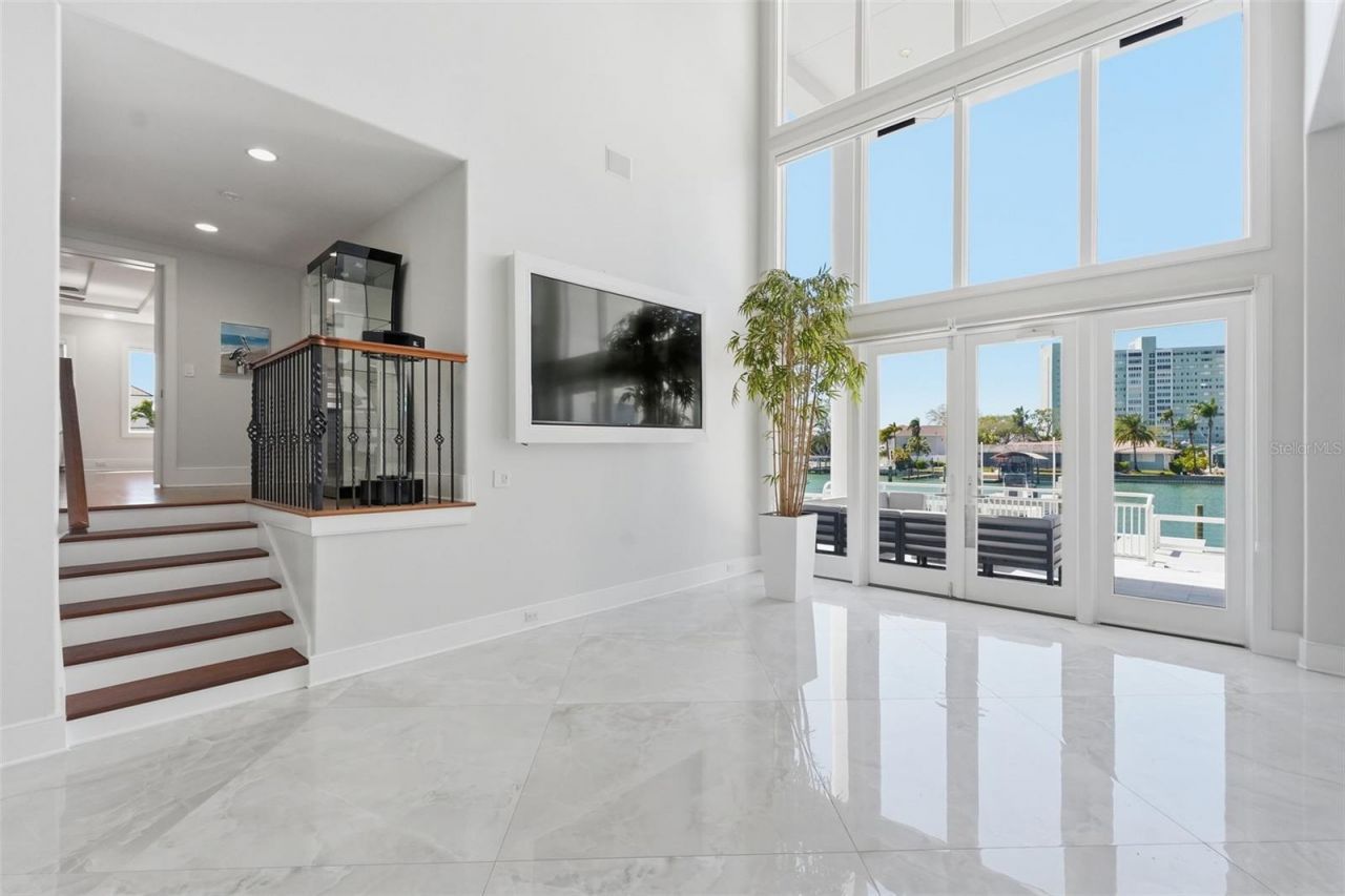 42 Midway Island, Clearwater, FL 33767 Photo