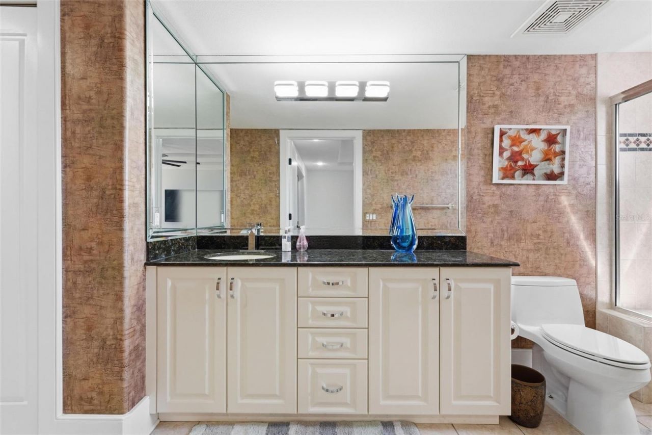 42 Midway Island, Clearwater, FL 33767 Photo