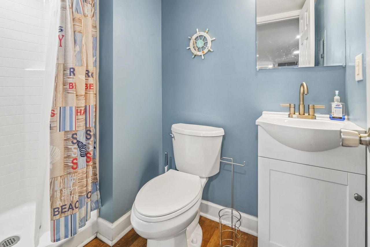 6001-1364 South Kings Hwy. Photo 10