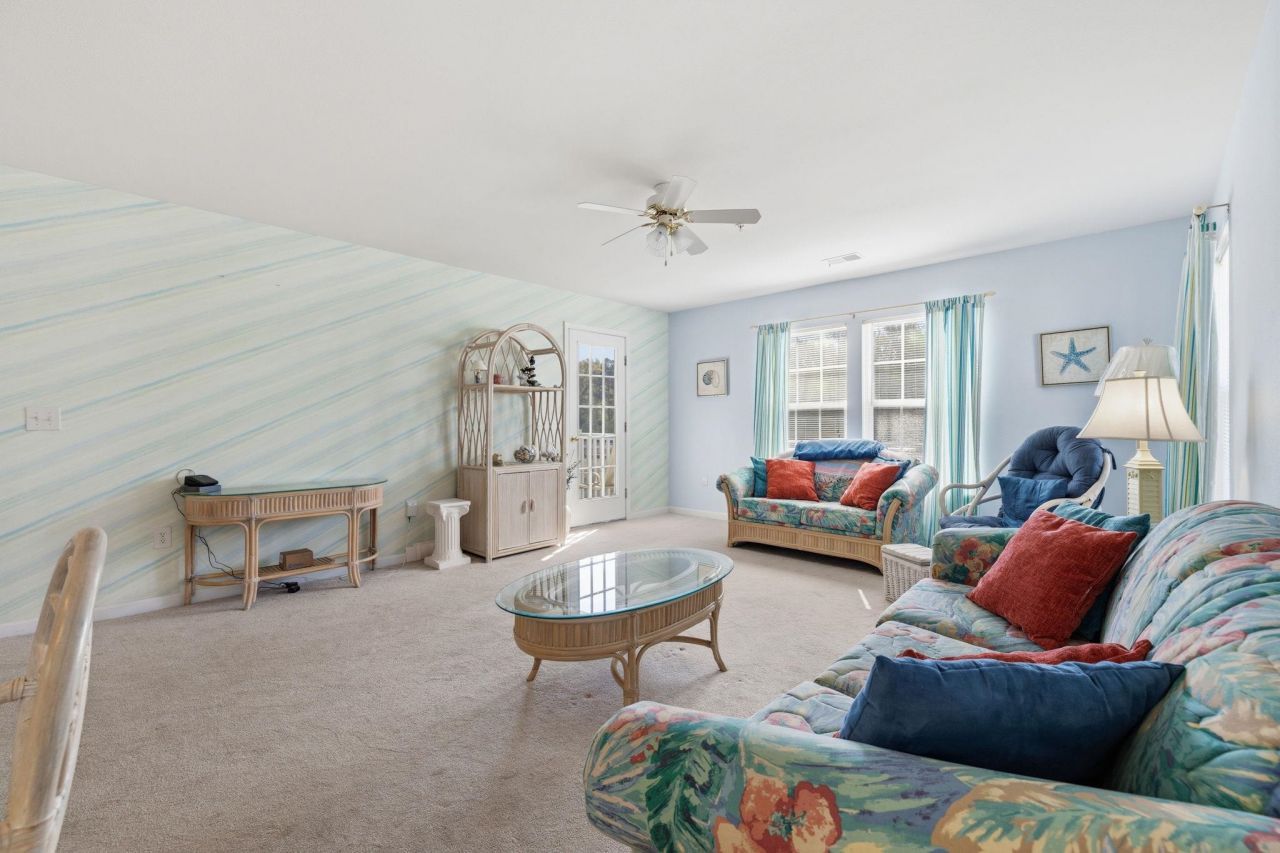 1230 River Oaks Dr.  Photo 17