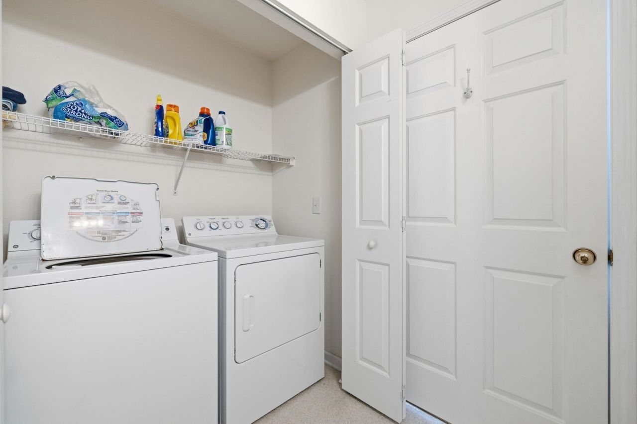 1230 River Oaks Dr.  Photo 19