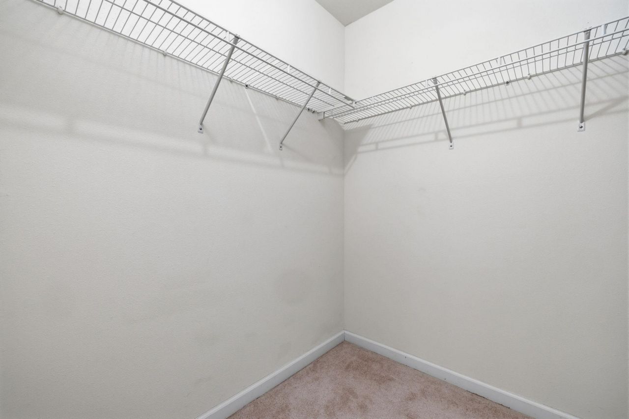 1230 River Oaks Dr.  Photo 23