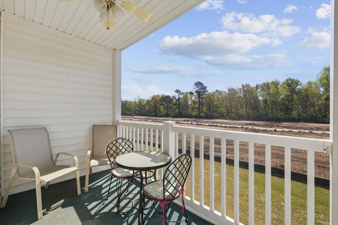 1230 River Oaks Dr.  Photo 25