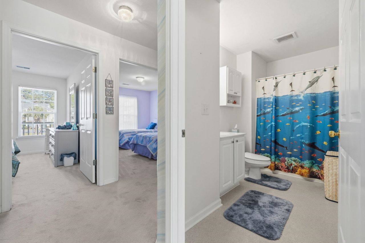 1230 River Oaks Dr.  Photo 9