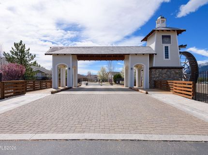 739 E Cottage Loop, Gardnerville, NV 89460 Photo