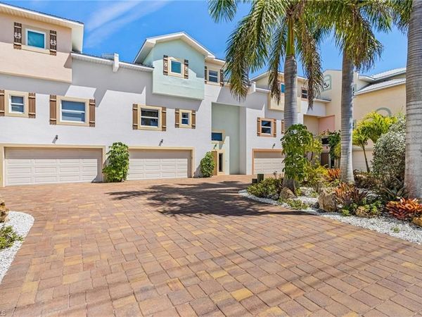 3100 Stringfellow RD, Unit 4, ST. JAMES CITY, FL 33956