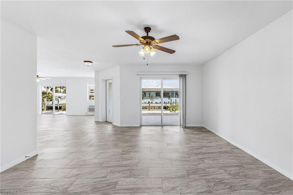 3100 Stringfellow Rd, Unit 4, Saint James City, FL 33956 Photo