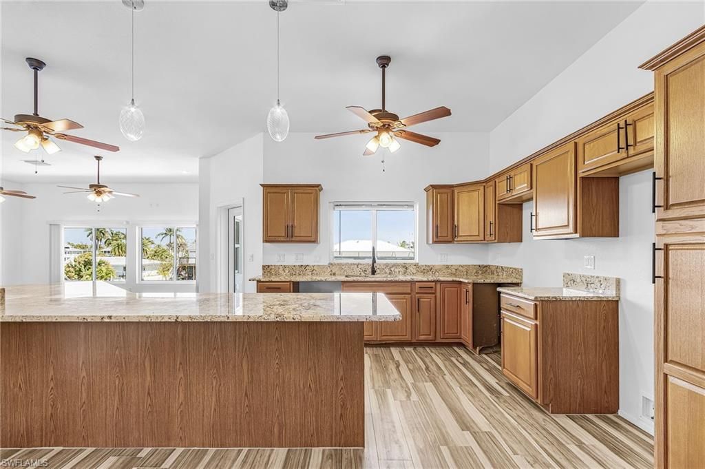 3100 Stringfellow Rd, Unit 4, Saint James City, FL 33956 Photo