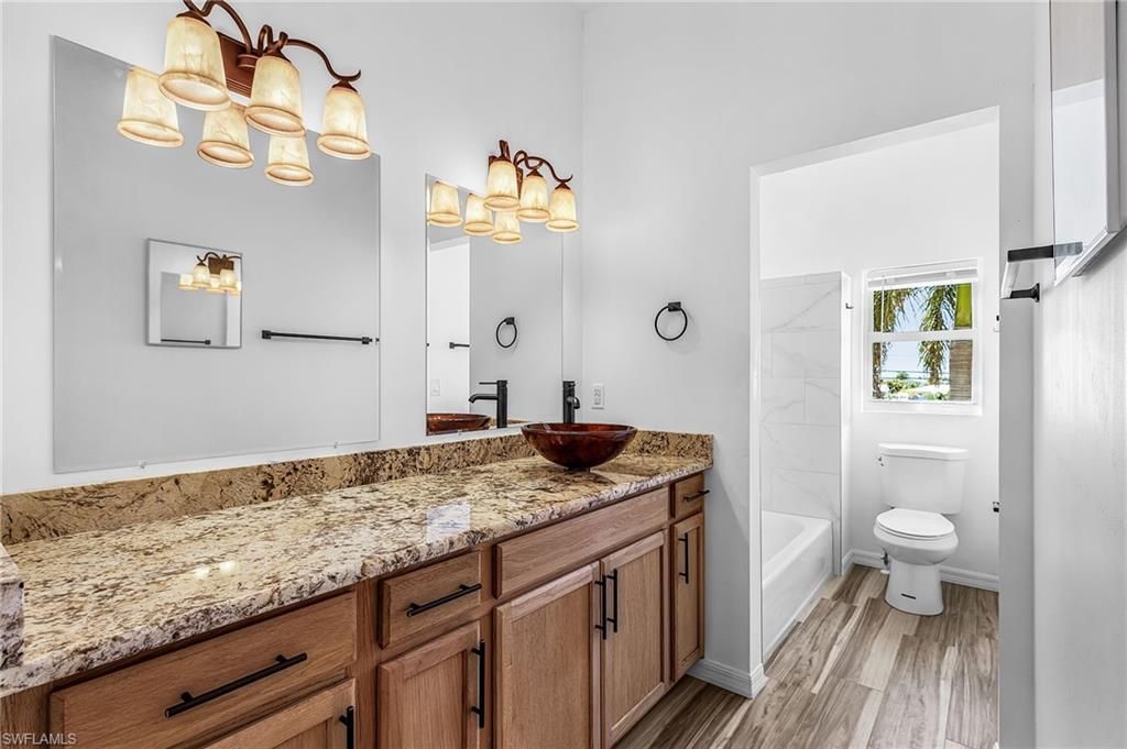 3100 Stringfellow Rd, Unit 4, Saint James City, FL 33956 Photo