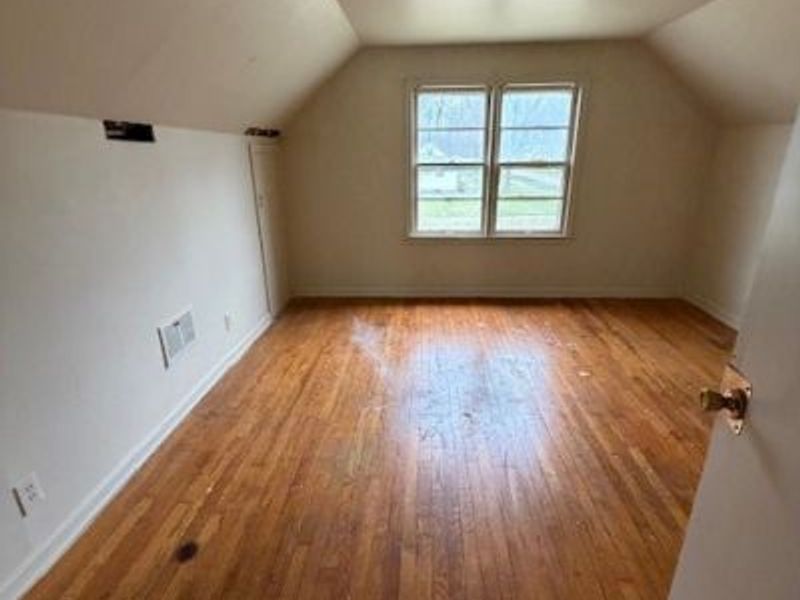 1561 Bradford, Warren, OH 44485 Photo 10